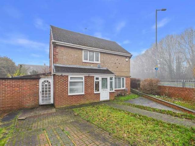 Farm for sale in Hylton Castle Estate, Tyne And Wear