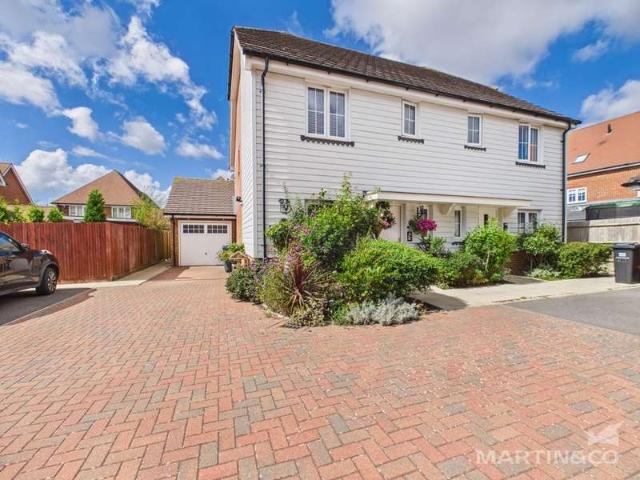 Farm for sale in North Bersted, Arun
