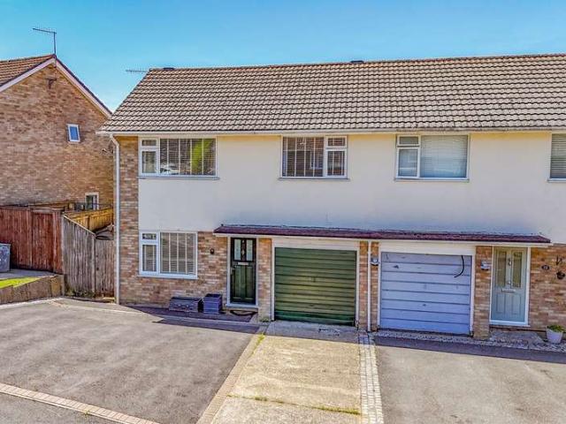 Farm for sale in Corfe Mullen