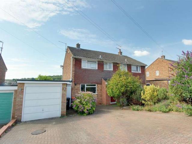 Farm for sale in Dunstable, Bedfordshire