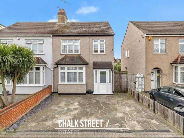 Farm for sale in Hornchurch, Greater London