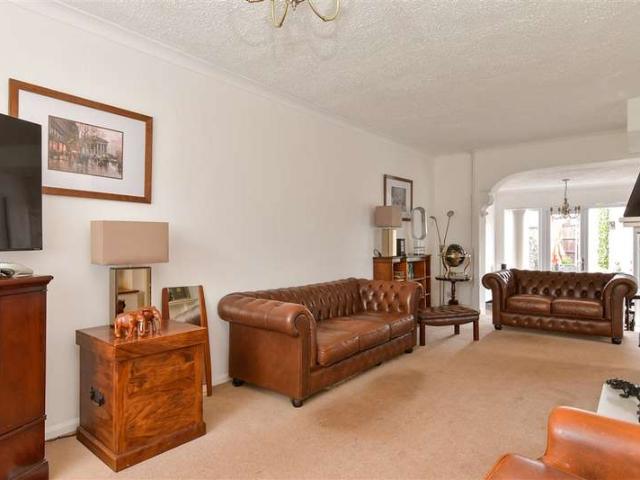 Farm for sale in Kings Farm, Hamerton