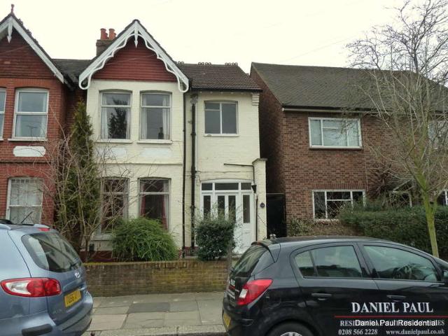 Farm for sale in Clayponds Gardens, Greater London