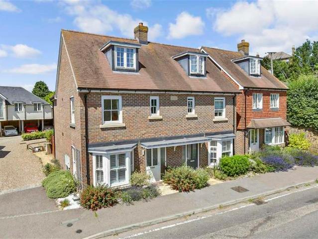 Farm for sale in Oad Street, Kent