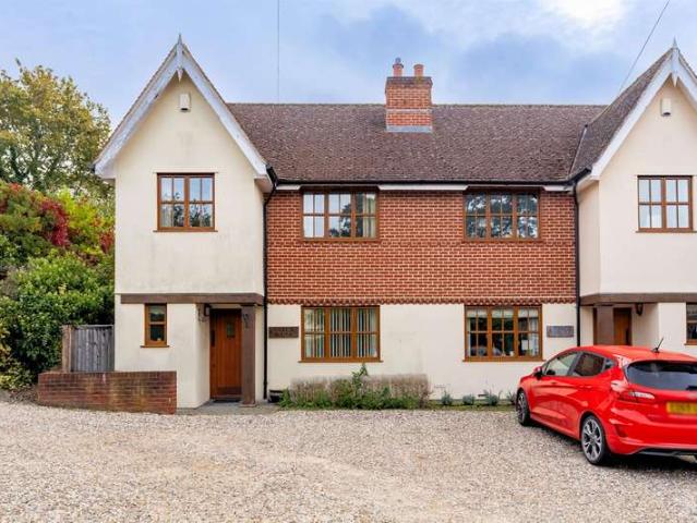 Farm for sale in Coopersale Street, Epping