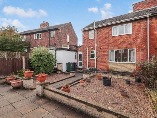 Farm for sale in Aston cum Aughton, Swallownest