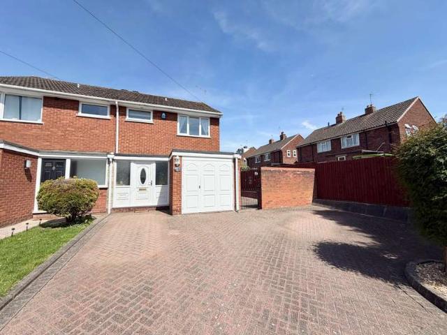 Farm for sale in Dudley Fields, Brierley Hill