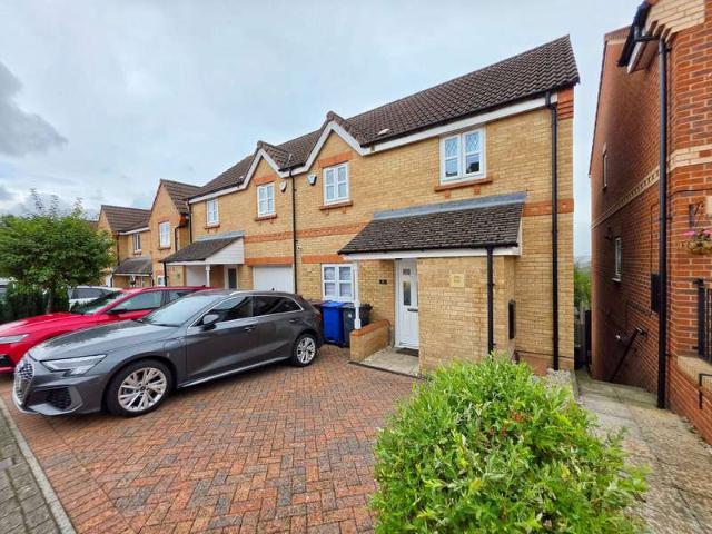 Farm for sale in Jump, South Yorkshire