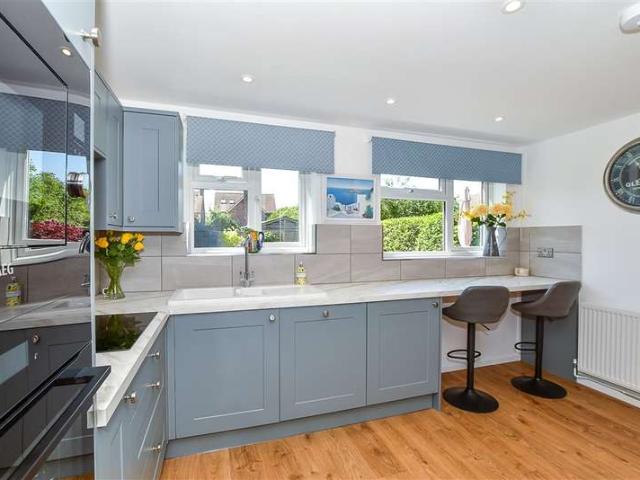 Farm for sale in Sandown Park, Kent
