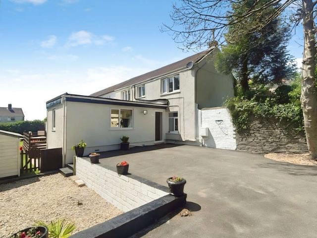 Farm for sale in Blaenhonddan, Neath