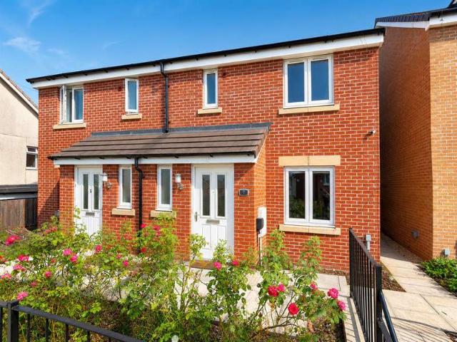 Farm for sale in Feckenham, City Of Bristol