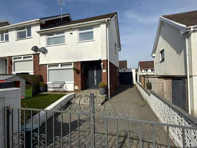 Farm for sale in Cwmdare, Wales