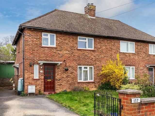 Farm for sale in Oxted, Hillview