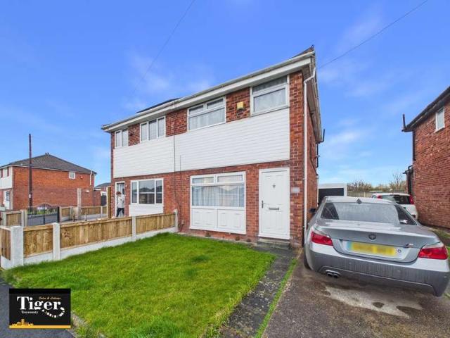 Farm for sale in Hawes Side, Blackpool