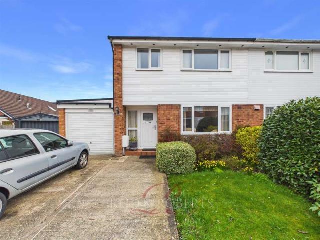 Farm for sale in Abermorddu, Wales