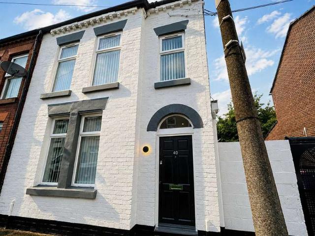 Farm for sale in Calderstones
