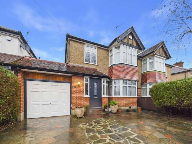 Farm for sale in Eastcote, Greater London
