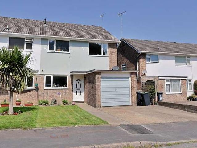 Farm for sale in Corfe Mullen