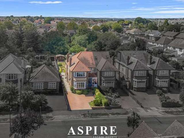 Farm for sale in Alton Barnes, Essex
