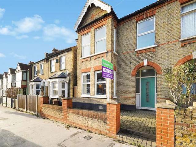 Farm for sale in London Borough of Croydon, Thornton Heath