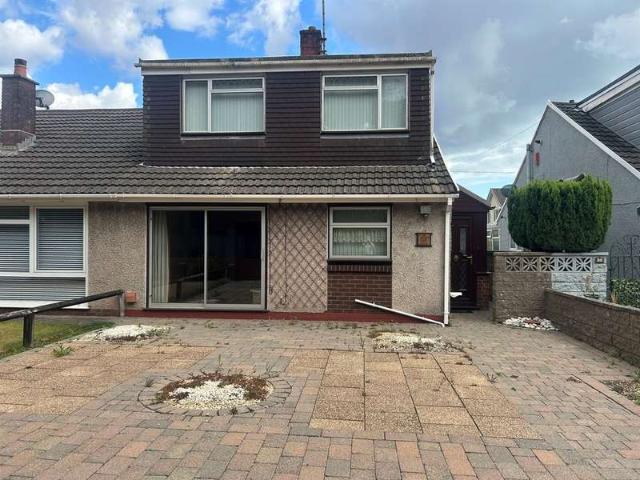 Farm for sale in Baglan