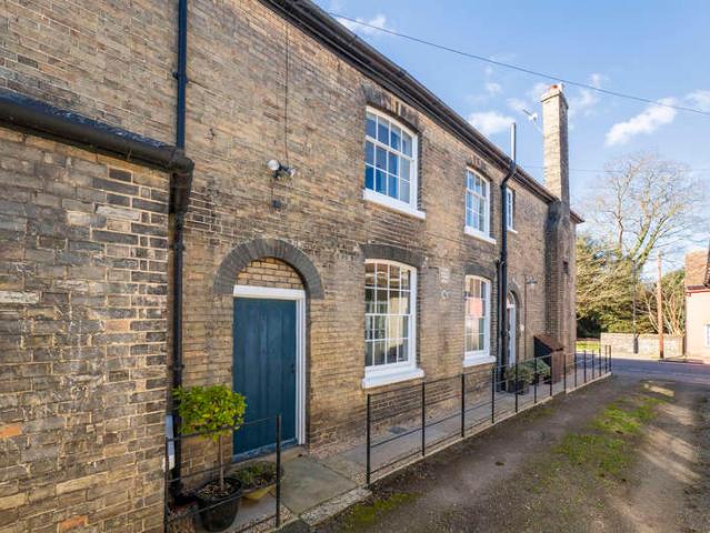 Farm for sale in Sudbury, Chelmondiston