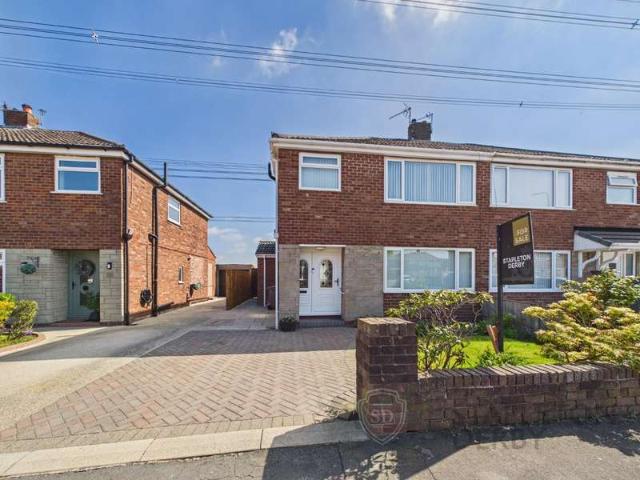 Farm for sale in Rainhill Stoops, Rainhill