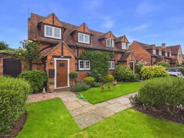 Farm for sale in Row Town, Surrey