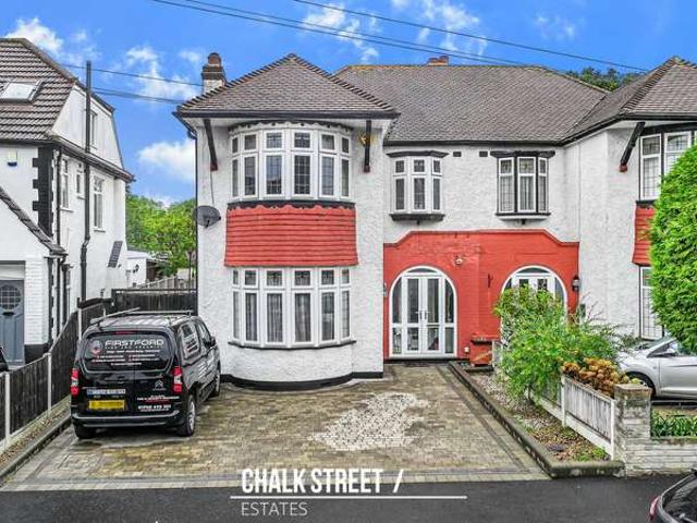 Farm for sale in London Borough of Havering, Greater London
