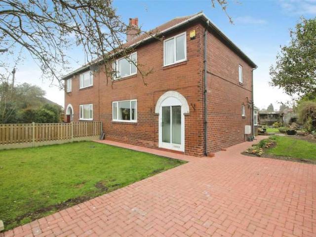 Farm for sale in Garforth, West Yorkshire