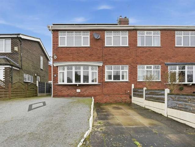 Farm for sale in Greenside, Macclesfield