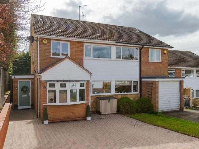 Farm for sale in Bromsgrove, Worcestershire