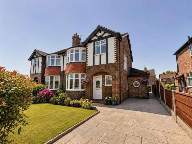Farm for sale in Sale Moor, Trafford Park