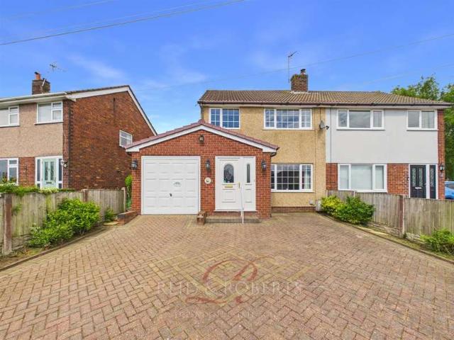 Farm for sale in Bryn Mawr, Wales