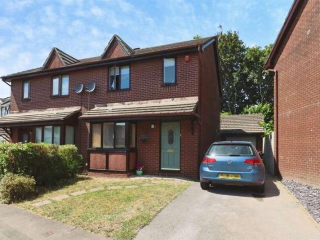 Farm for sale in Marshfield, Wales
