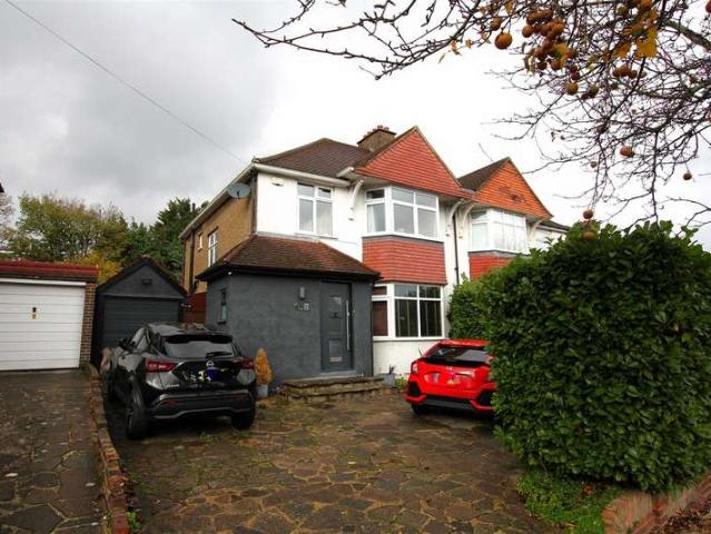 Farm for sale in Carshalton Beeches, Greater London