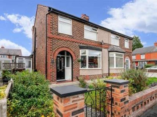 Farm for sale in Hooten Gardens, Wigan