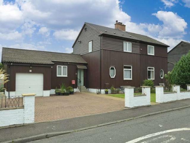 Farm for sale in Adambrae, Polbeth