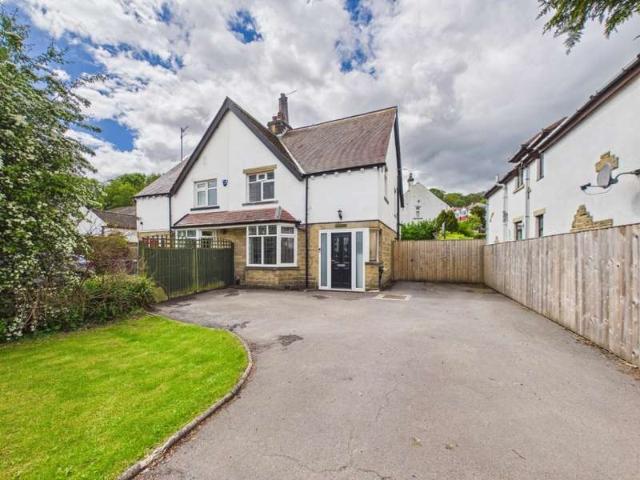 Farm for sale in Cottingley, West Yorkshire