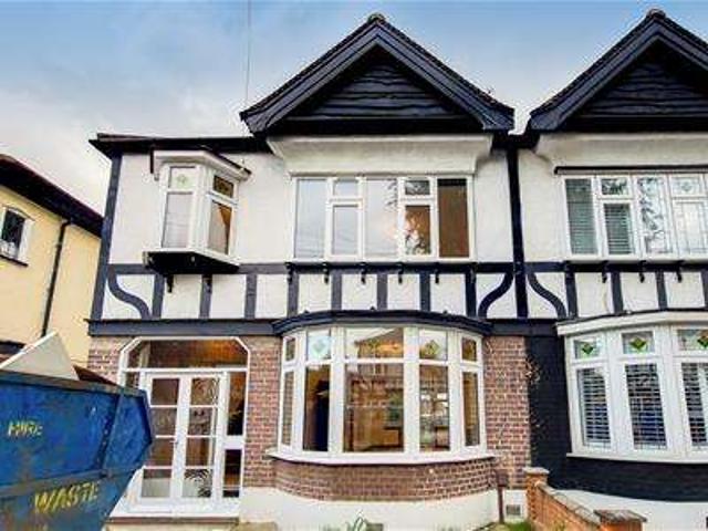 Farm for sale in London Borough of Redbridge, Greater London