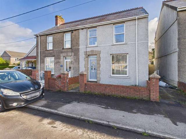 Farm for sale in Pembrey and Burry Port Town, Pembrey