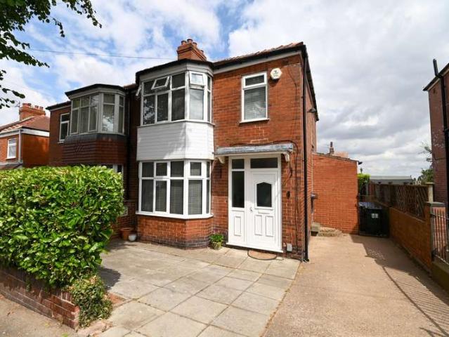 Farm for sale in Pogmoor, South Yorkshire