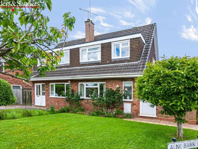 Farm for sale in Alderminster, Warwickshire