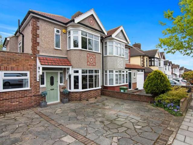 Farm for sale in Hornchurch, Greater London