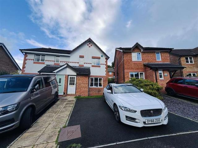 Farm for rent in St Blazey Gate, St Blazey