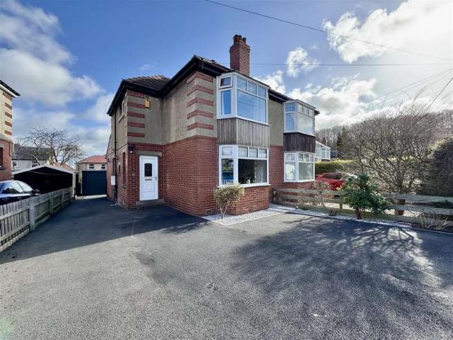 Farm for sale in Waterloo, Almondbury