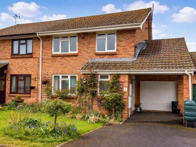 Farm for sale in School House, Gloucestershire