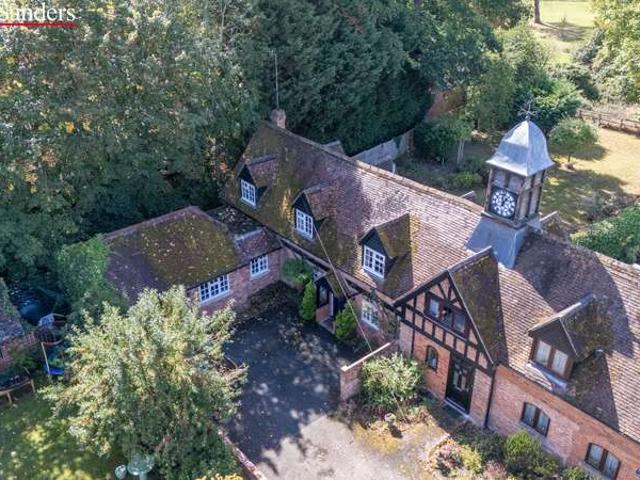 Farm for sale in Alderminster, Warwickshire
