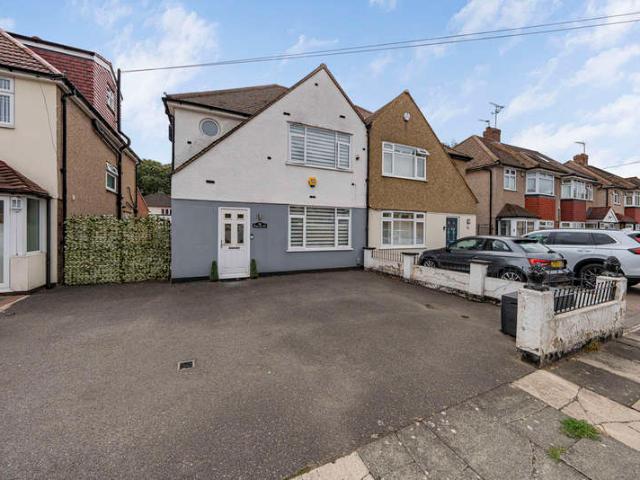 Farm for sale in West Drayton, Greater London
