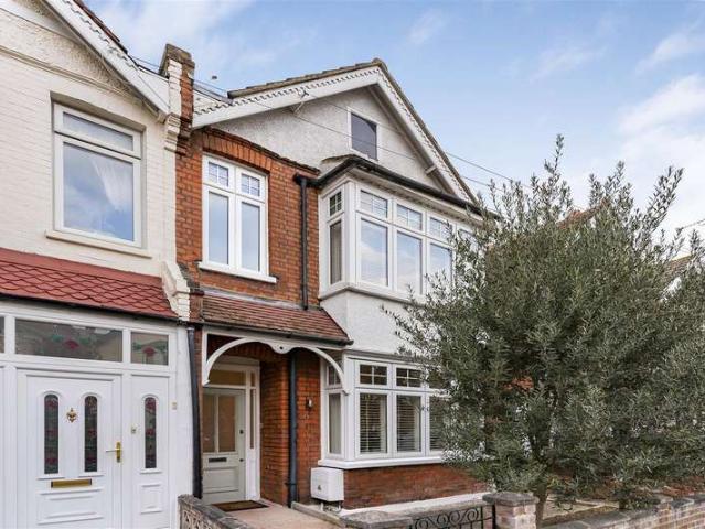 Farm for sale in Norbiton, Greater London